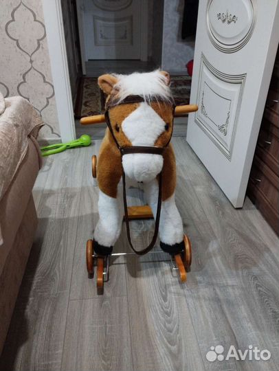 Игрушка качалка лошадь