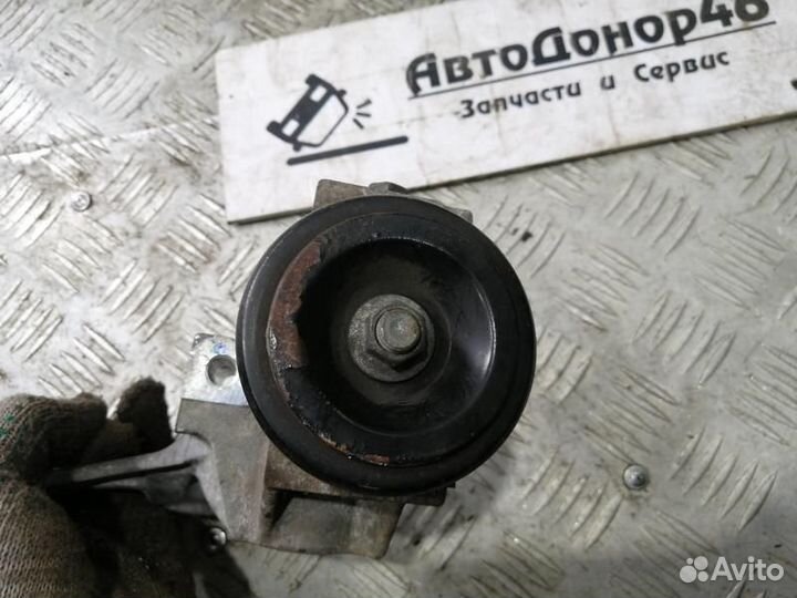 Кронштейн генератора Nissan Juke F15 HR16DE