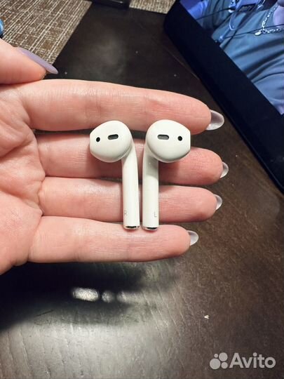 Apple Airpods 2