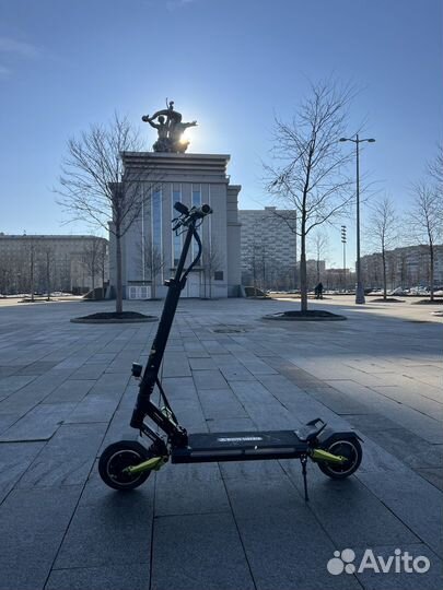 Электросамокат White Siberia Sputnik