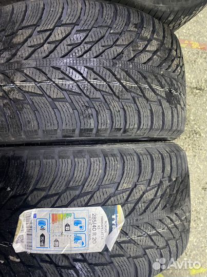 Nokian Tyres Hakkapeliitta R3 SUV 285/40 R20 и 255/45 R20