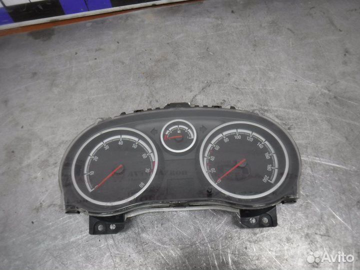 Щиток приборов Opel Corsa D Z12XEP 2007
