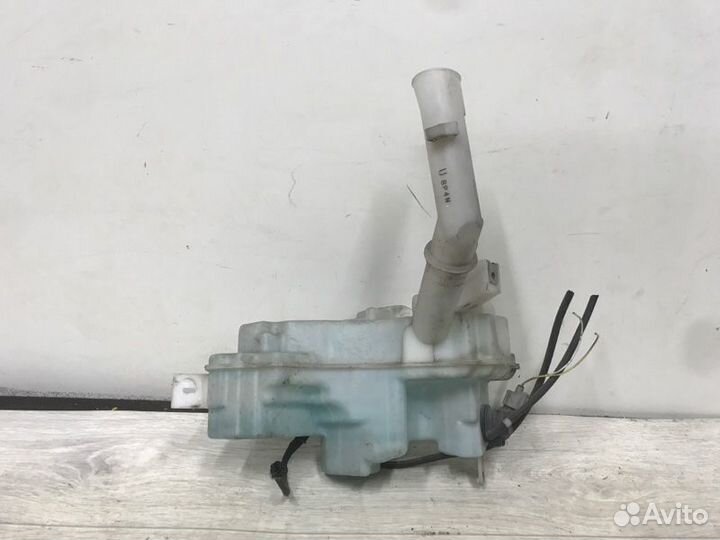 Бачок омывателя Mazda 3 BK 2007