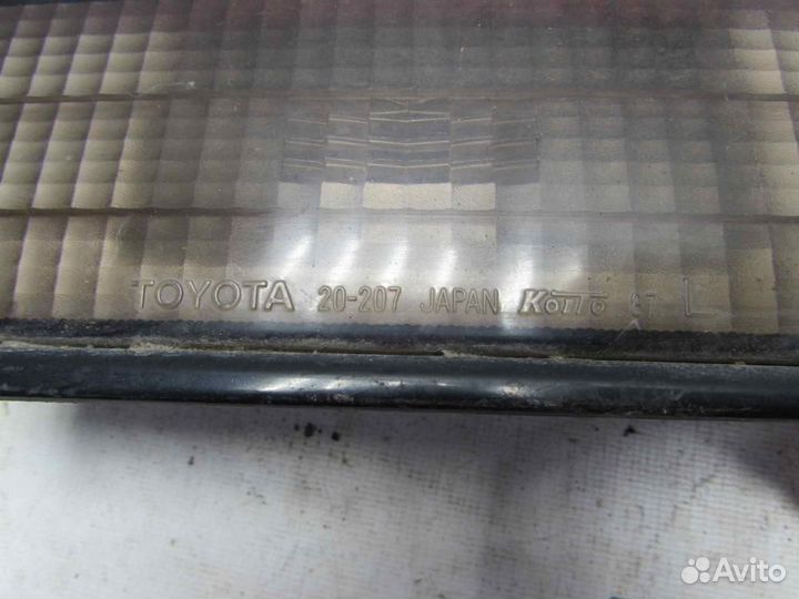 Фонарь задний левый для Toyota Corona ST170