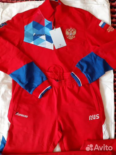 Костюм женский Forward, оригинал. Новый