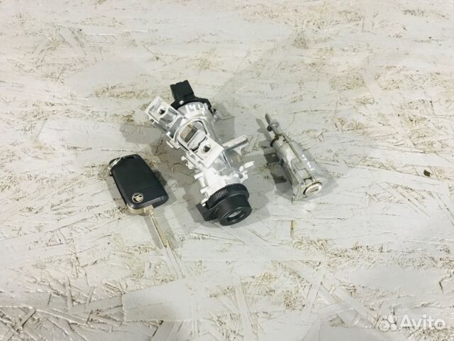 Замок зажигания skoda rapid 2 NK6 1.6 мт