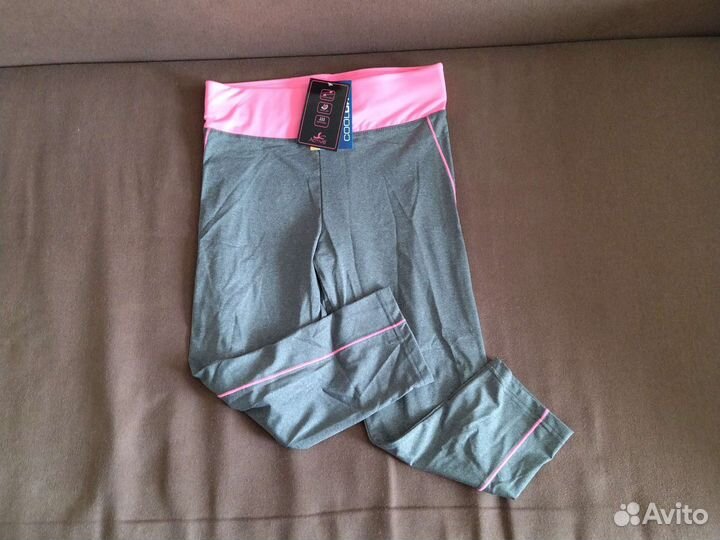 Спортивный топ и бриджи новые 42-44 комплект
