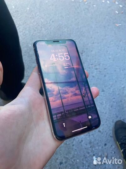 iPhone X, 64 ГБ