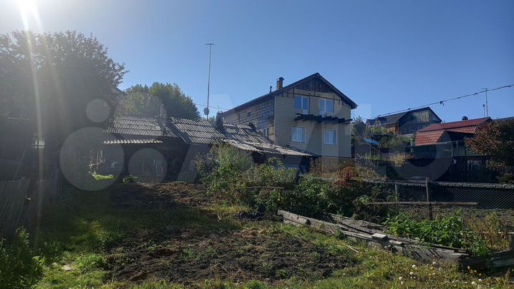 Дом 29,8 м² на участке 5,4 сот.