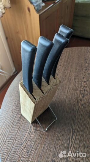 Икеа. Набор кухонных ножей с подставкой