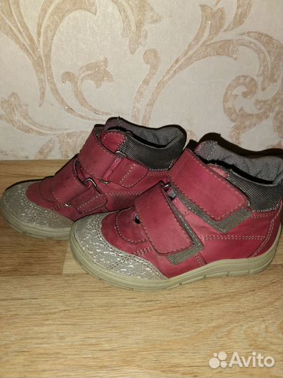 Ботинки для девочки 27