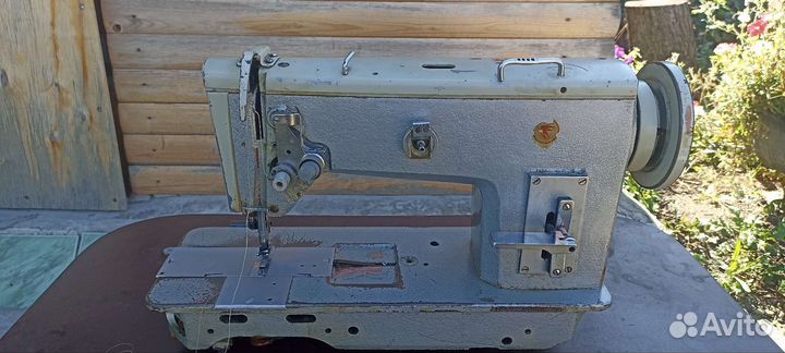 Швейная промышленная машина 1862 класса