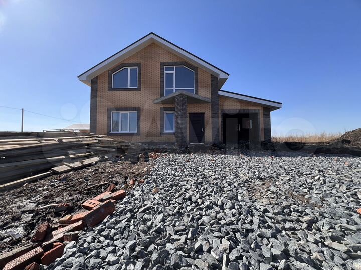 Дом 151,7 м² на участке 7,5 сот.