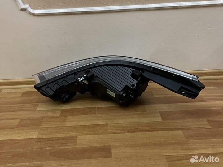 Hyundai Solaris Фара правая