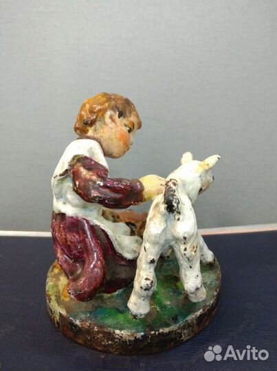 Статуэтка чугунная «Девочка с козленком»счлз(ссср)