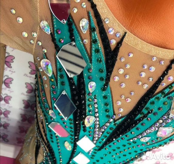 Купальник для художественной гимнастики