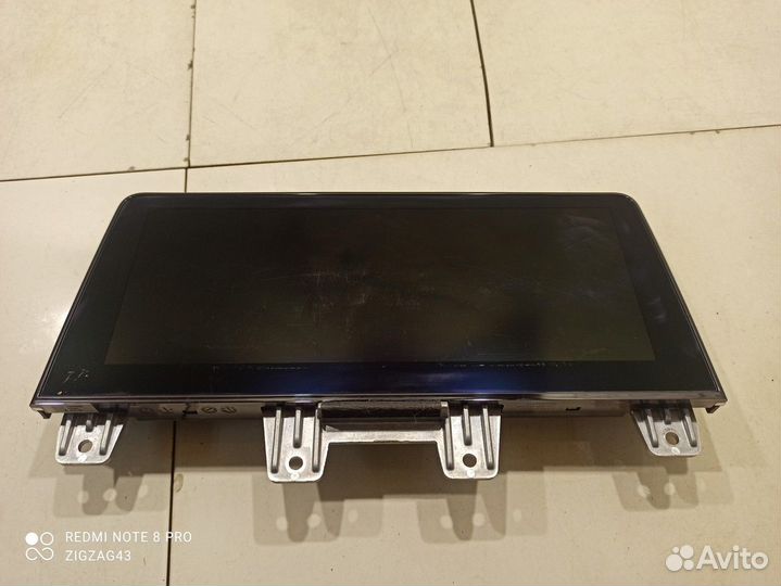 Дисплей информационный (Kia K900 II)