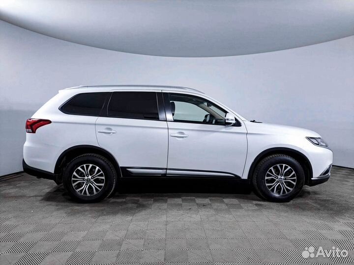 Mitsubishi Outlander 2.0 CVT, 2017, 174 682 км