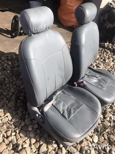 Ford contour пара сидений