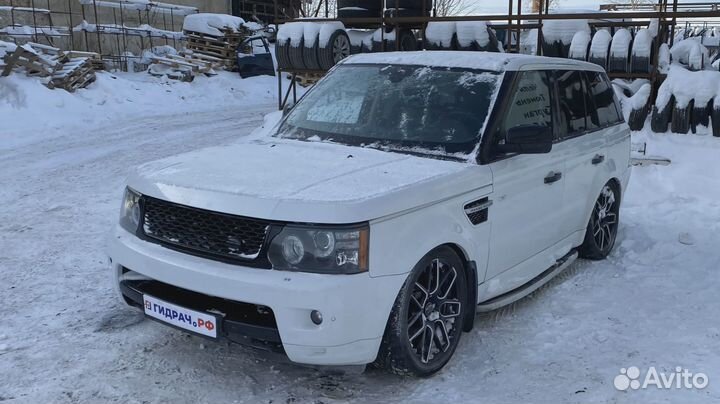 Накладка крыла задняя правая Land Rover Range Rove