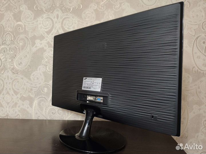 Монитор Samsung 24