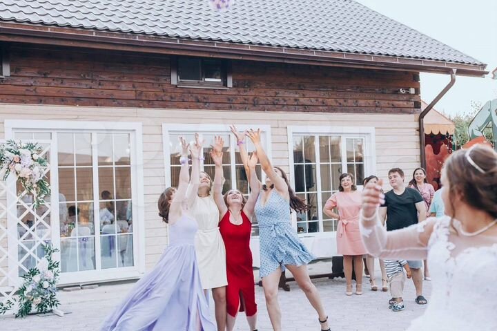 Коттедж 270 м² на участке 12 сот.