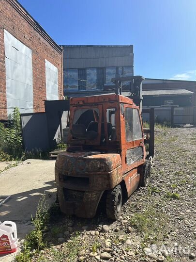 Вилочный погрузчик Heli CPCD35, 2013