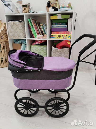 Коляска для кукол