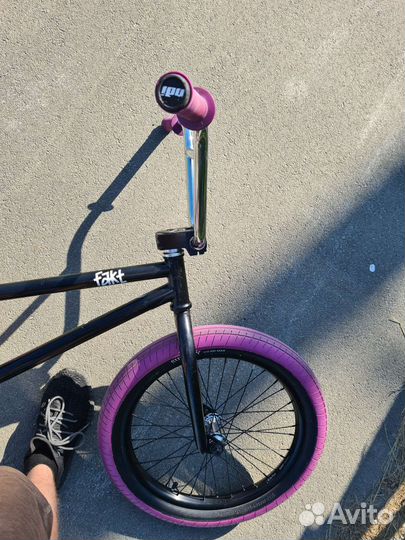 Трюковой велосипед BMX