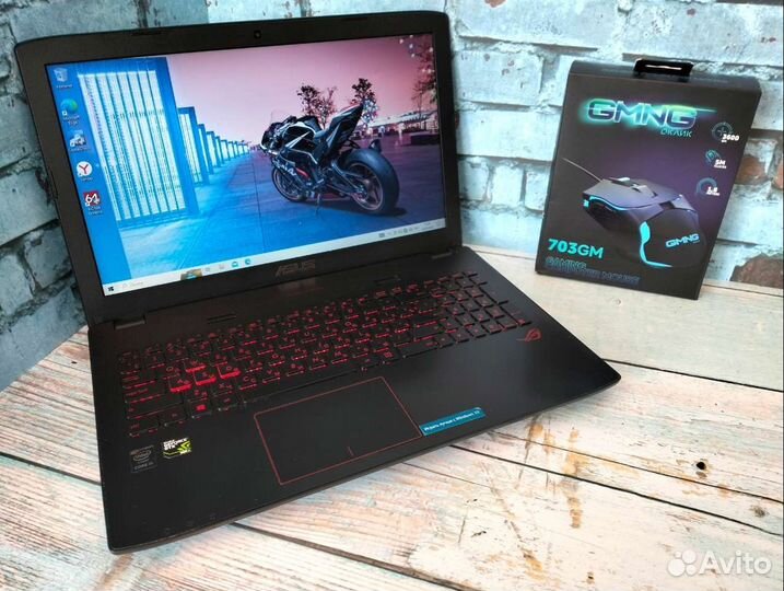 Игровой Asus на i5-4200H/ RAM 10/ GTX 950m/ SSD