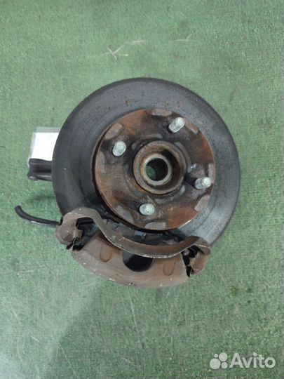 Ступица передняя левая Nissan Ad VFY11 QG15DE 2006