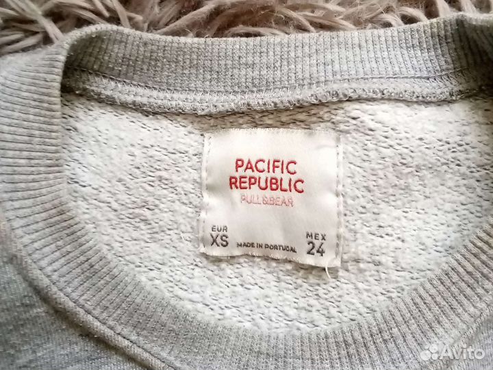 Свитшот Pull and bear