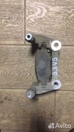 Скоба суппорта заднего Jeep Cherokee KL 2014