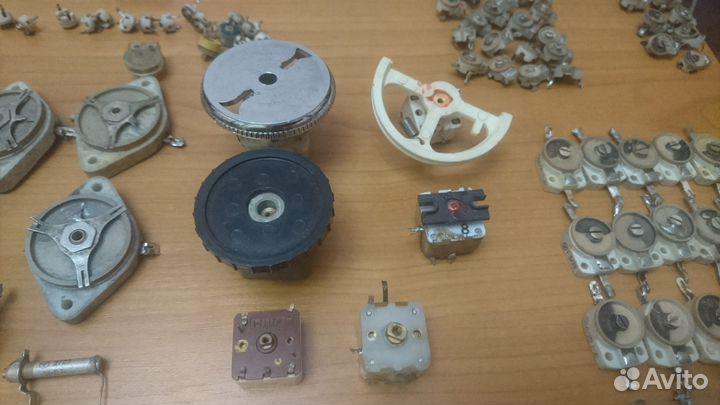 Подстроечные конденсаторы керамические СССР