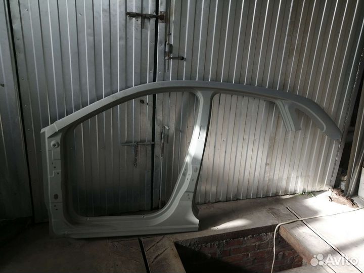 Боковина левая LADA x ryi