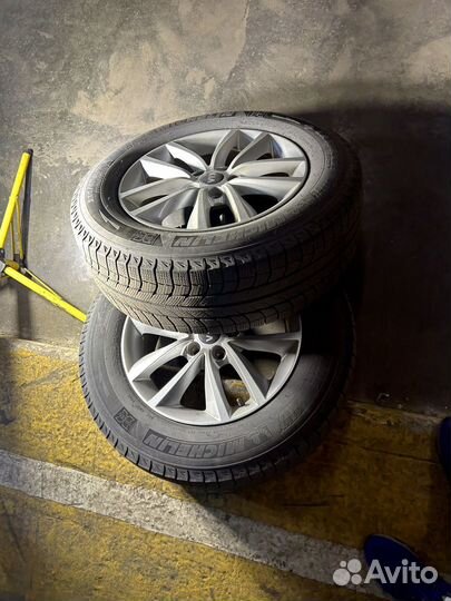 R17 Michelin Latitude X-Ice 235/65, PCD 5x98 DIA 10