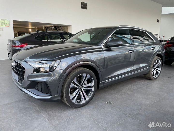 Audi Q8 3.0 AT, 2023