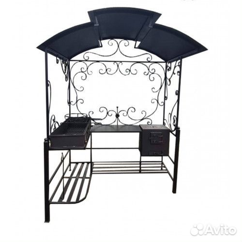 Кованый мангал с крышей
