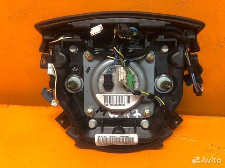 Подушка безопасности в руль Land Rover Vogue L322