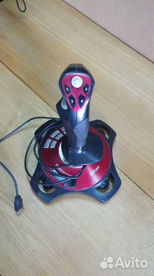 Joystick cm-2500 trust