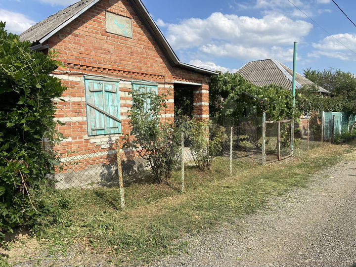 Дом 20 м² на участке 4 сот.