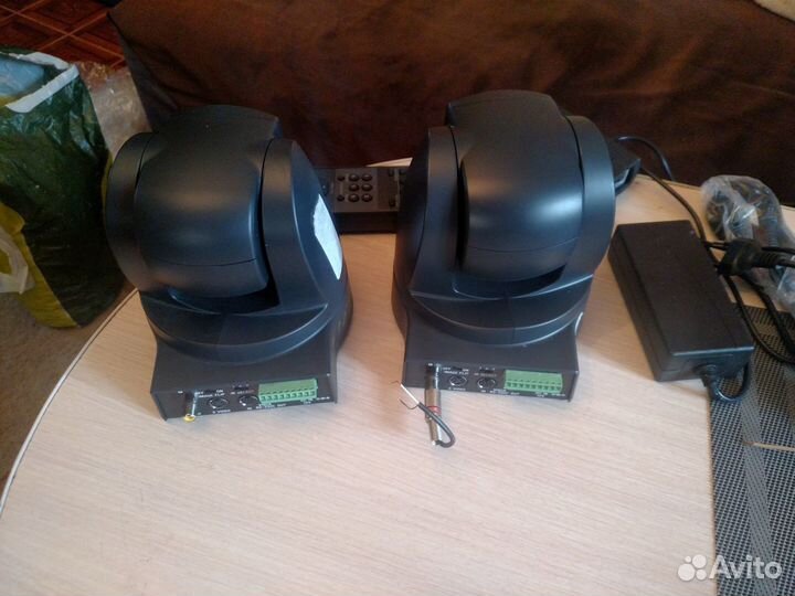 Видеокамера поворотная sony EVI-D70 + допы