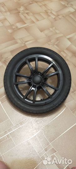 Запчасти на коляску. Покрышки, камеры