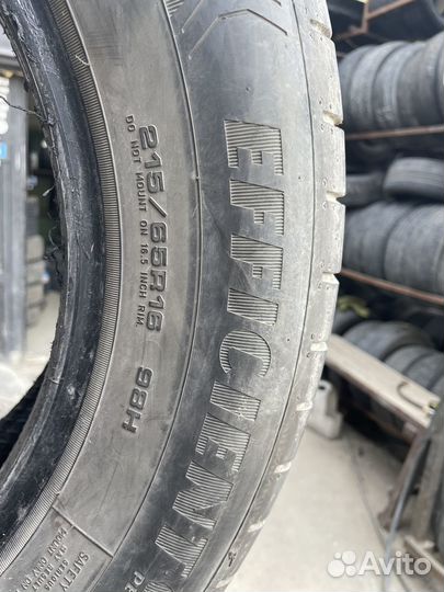 Goodyear EfficientGrip Performance 215/65 R16