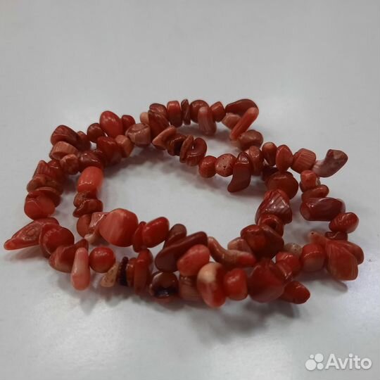 Браслет из натурального коралла