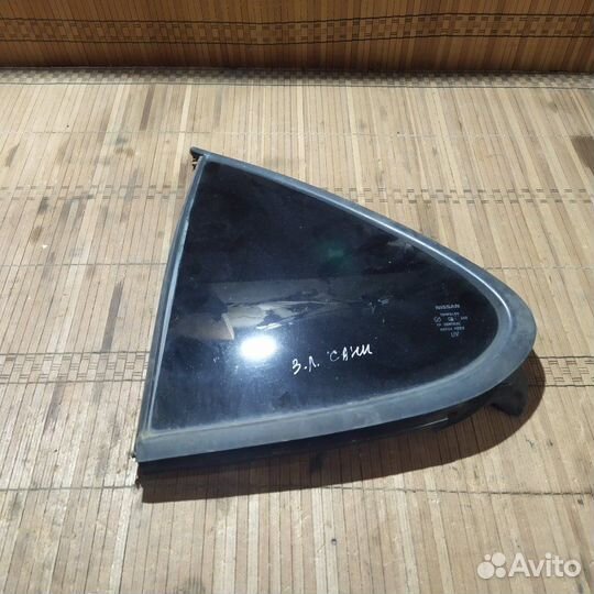 Форточка двери задняя левая Nissan Sanny седан