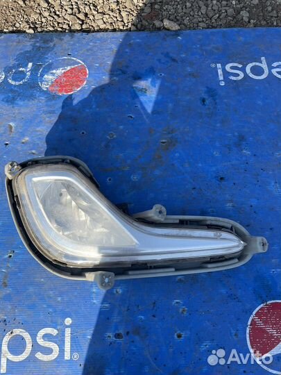 Противотуманная фара правая Хендай солярис 1