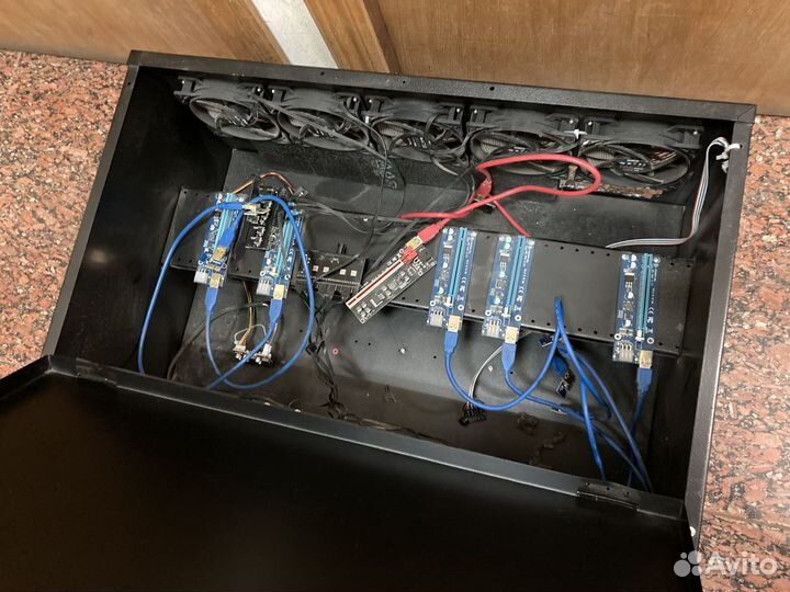 Корпус для майнинга с переферией