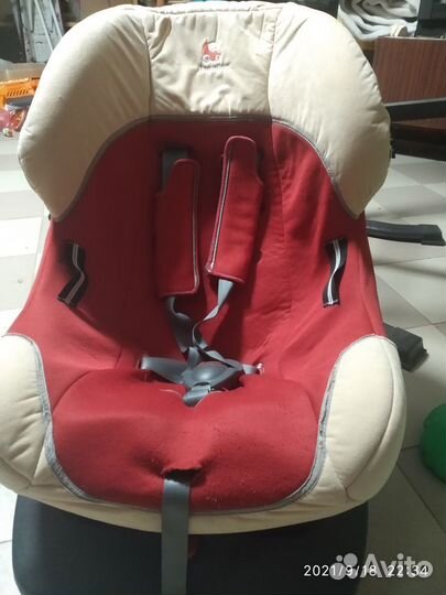 Детское автокресло от 0 до 18 кг