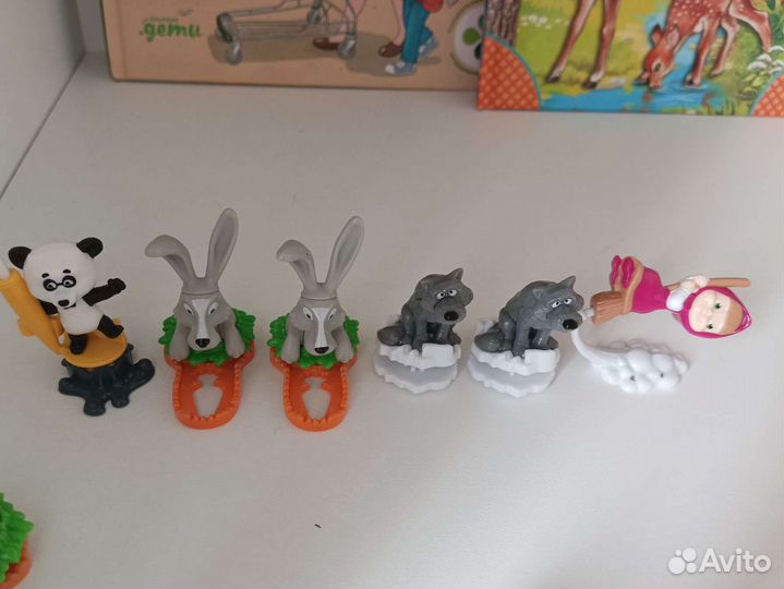 Киндер сюрприз Маша и медведь